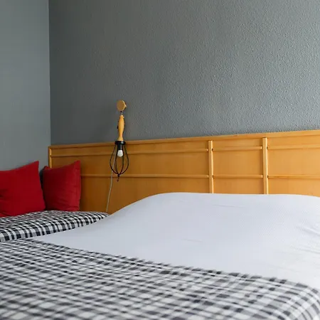 Tourhotel 2*