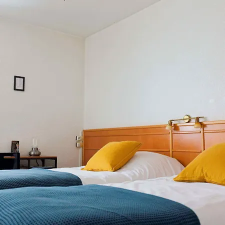 Tourhotel Отель Бетюн