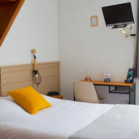 Tourhotel Отель 2*