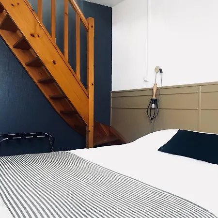 Tourhotel Отель 2*